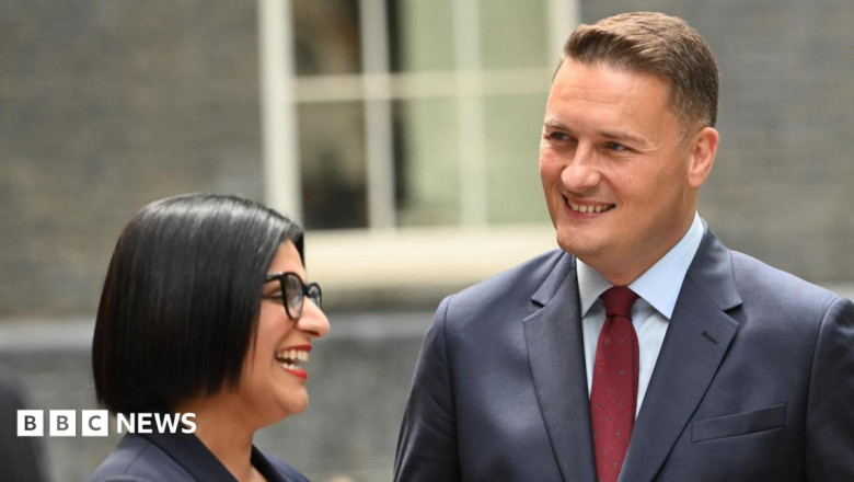 Streeting apologises after early prisoner release comments heard on mic