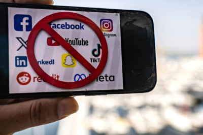 EU to limit children's access to social media—gradually