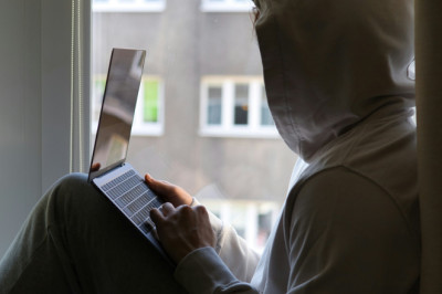 The emerging threat of violent, exploitative digital 'com networks': what do we need to know?